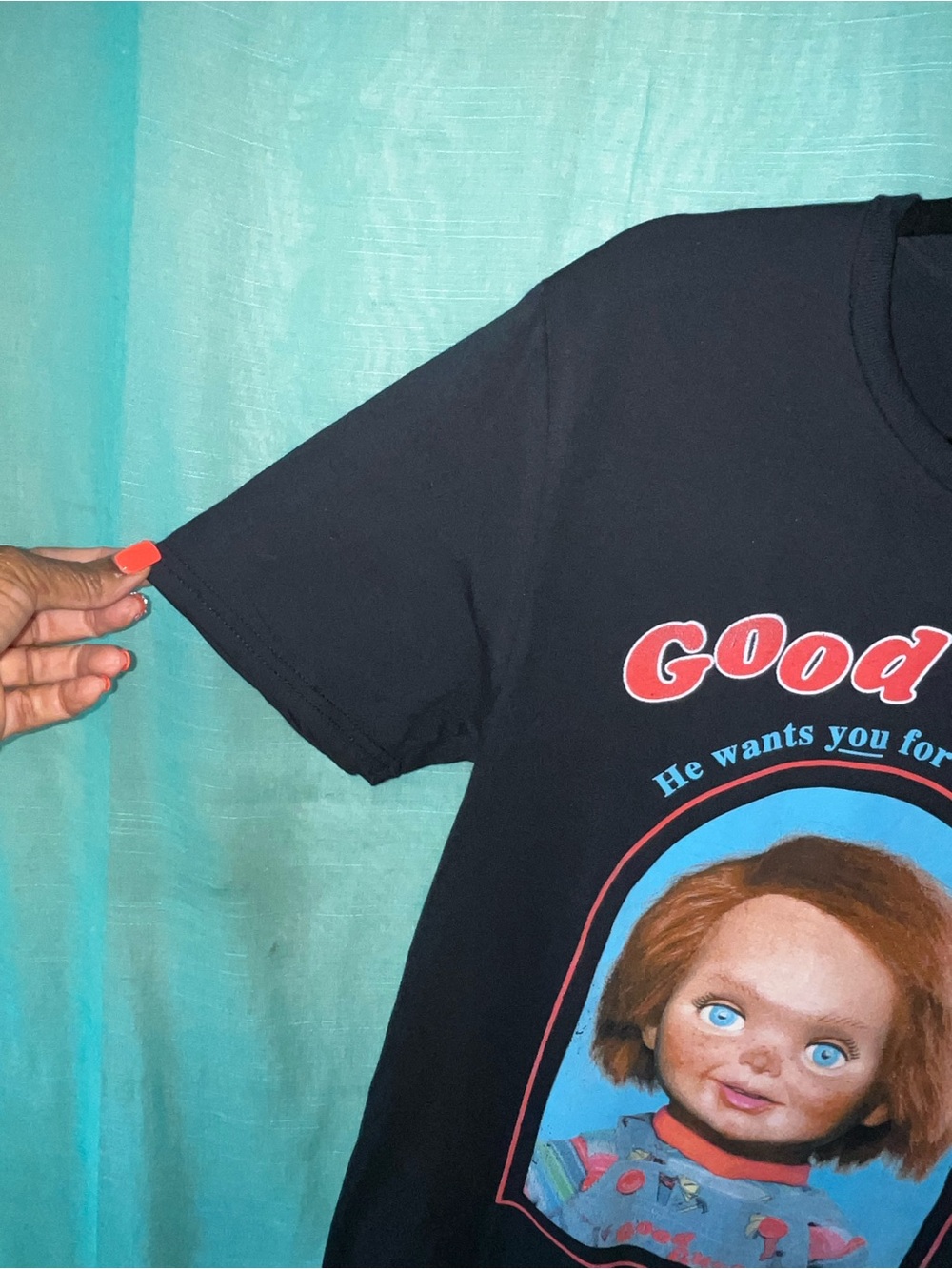 Chucky Good Guys Black Graphic  T-Shirt Unisex - Picture 4 of 6